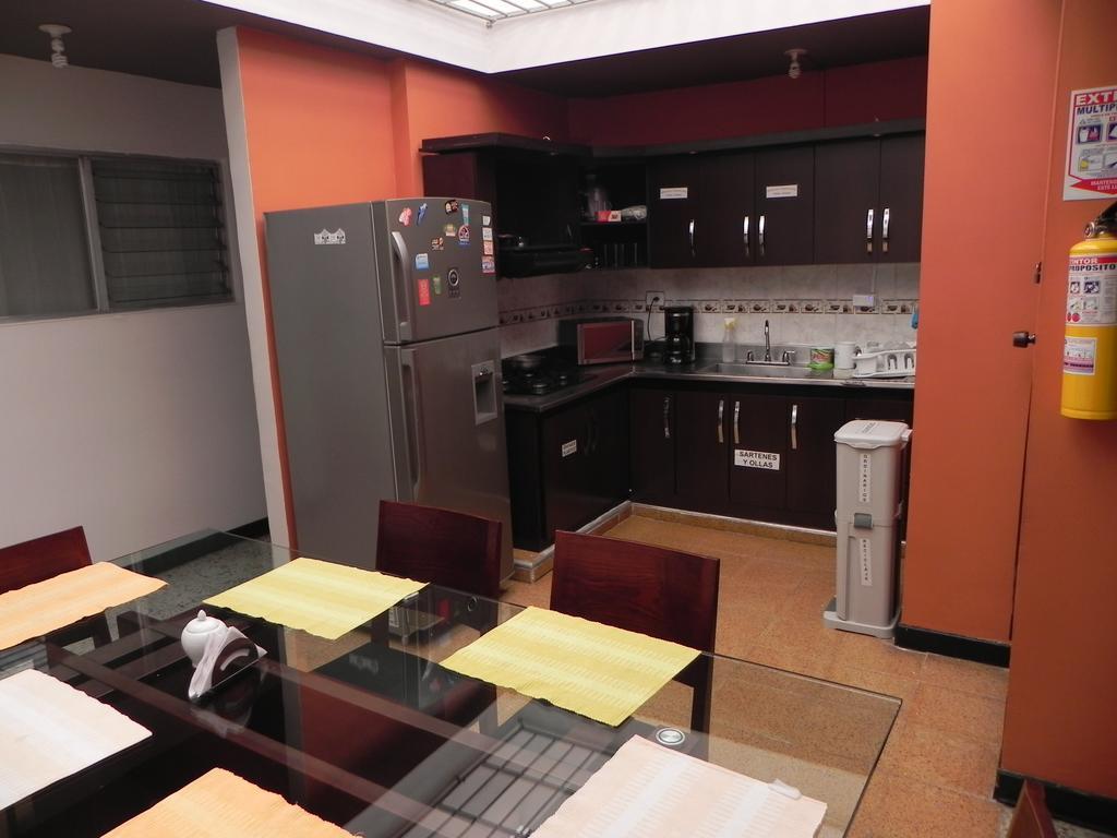 Hostal Tamarindo Inn Medellín Exteriör bild