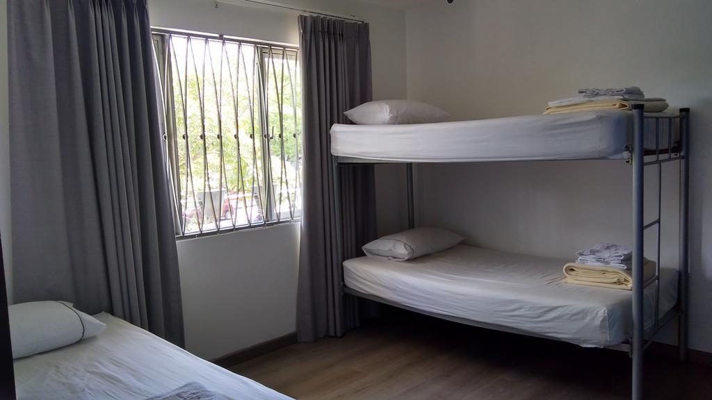 Hostal Tamarindo Inn Medellín Exteriör bild